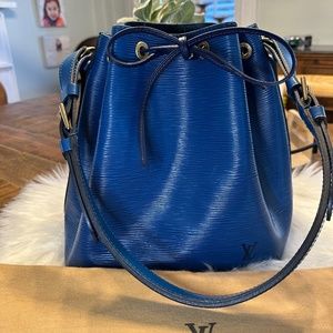AUTHENTIC Louis Vuitton Epi Petite Noe